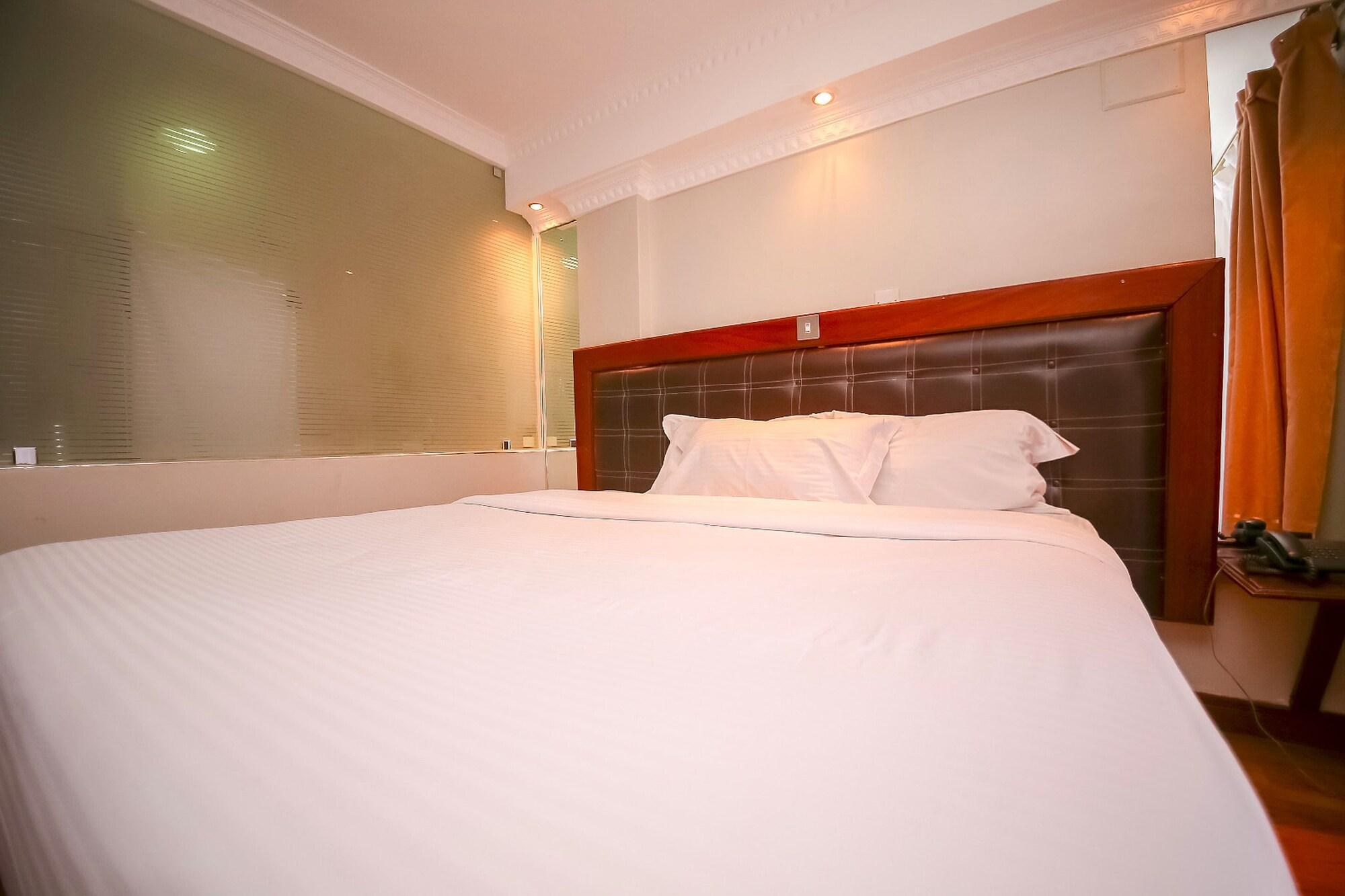 Nairobi Upperhill Hotel Екстер'єр фото