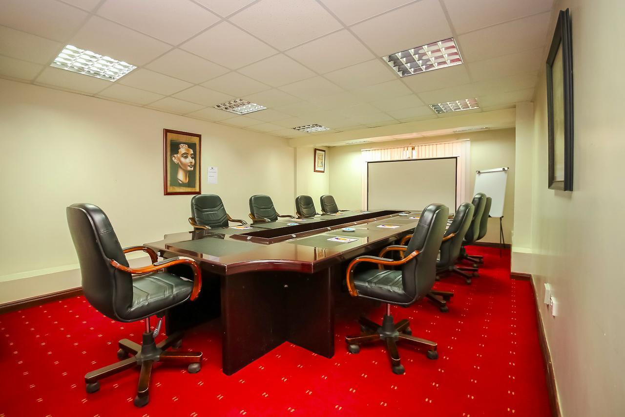 Nairobi Upperhill Hotel Екстер'єр фото