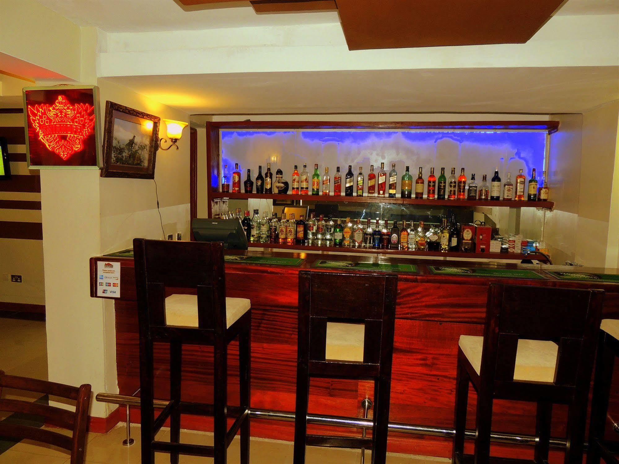 Nairobi Upperhill Hotel Екстер'єр фото
